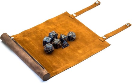 Lapi Toys - Dungeons and Dragons polydice speelmat - DnD dice tray - D&D scroll - Dice pouch - Dobbelpiste - Met opbergruimte - Kunstleer - Bruin