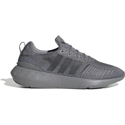 Baskets adidas Swift Run 22