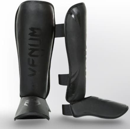 Venum Scheenbeschermers Challenger - Zwart - Maat M
