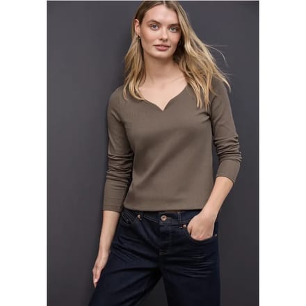 Shirt met hartvormige halslijn
