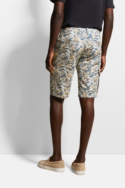 Bugatti Herren Bermuda met grafische all-over print