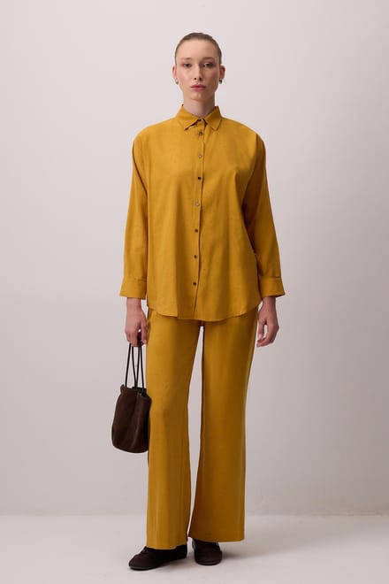 Touché Privé - Set van overhemd ve broek met stras-accenten - Mosterd - Dames