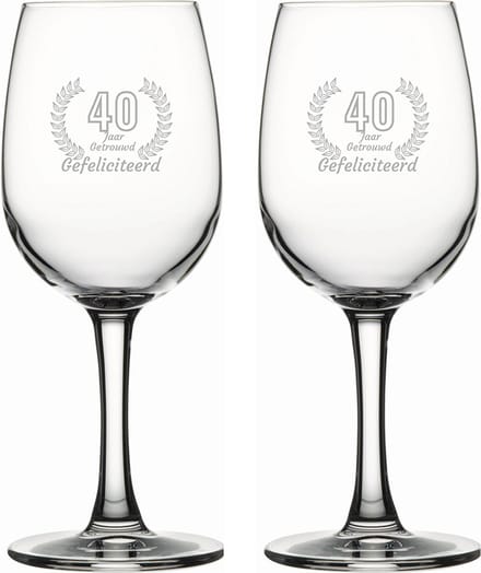 Gegraveerde set witte wijnglazen 26cl Gefeliciteerd 40 jaar getrouwd