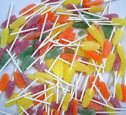 Lollywood Gesuikerde Mini Lollies (Likbits) - 2 kilo (plm 450 stuks)