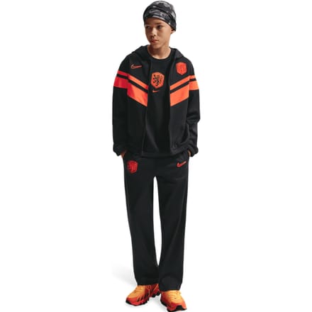 Nike KNVB Trainingspakken Kinder - Zwart - Maat 122 - 128 CM - Poly Woven