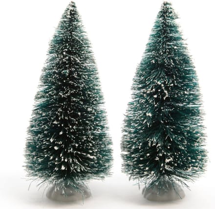 Kerstdorp onderdelen - 2x miniatuur dennenbomen - groen - 15 cm - polyresin - Kerstdorp maken - Kerstversiering