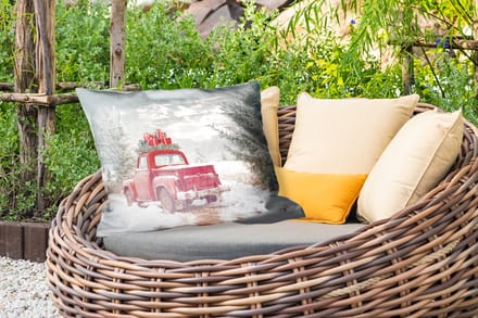 Buitenkussens - Auto - Rood - Cadeaus - Winter - Sneeuw - Kerst - 60x40 cm - Weerbestendig