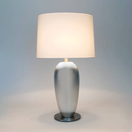 Holländer Tafellamp LAMBDA OVAL, zilver/écru, hoogte 77 cm, keramiek, E27
