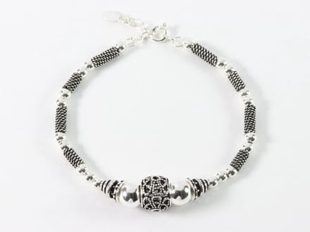 Fijne bewerkte zilveren kralenarmband