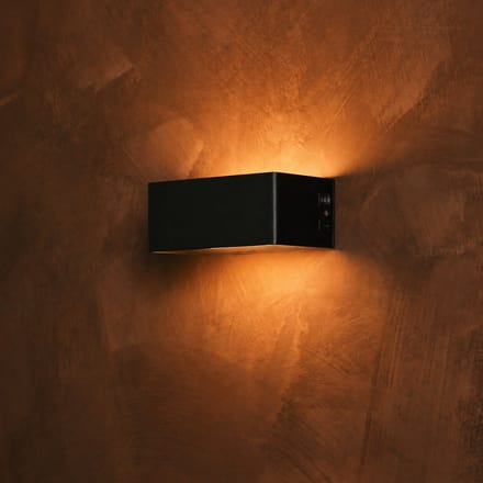 Tavellio Tessa Wandlamp – 20x10 cm – LED – Zwart – Oplaadbaar – Bewegingssensor – Dimbaar – Afstandsbediening