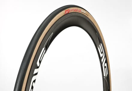 Donnelly Strada LGG 700 x 25