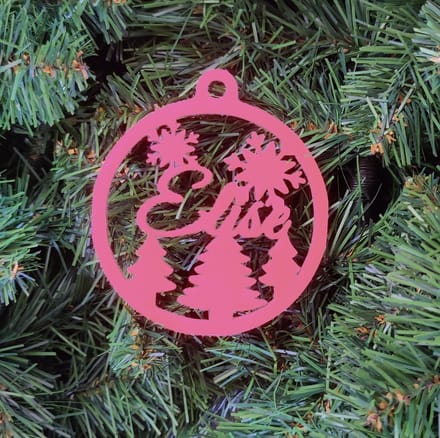 Gepersonaliseerde houten kerstbal met uw eigen naam - December - Cadeautip - Kerstboom - Roze