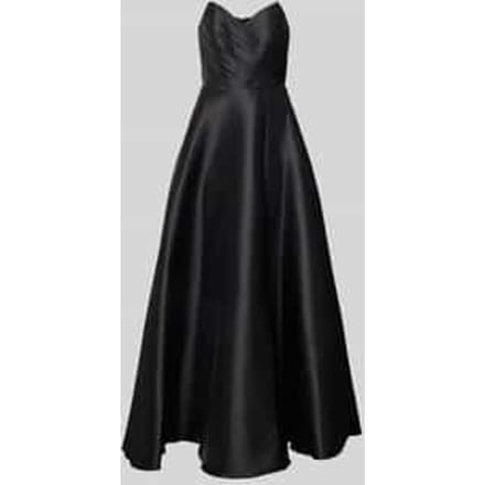 Avondjurk in off shoulder-look
