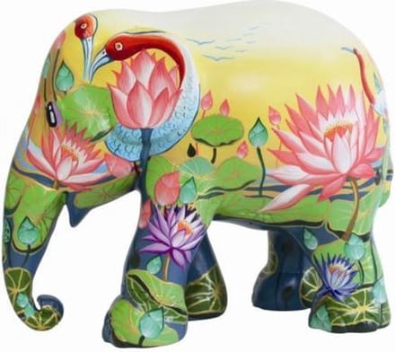 Elephant Parade - Amazing Lotus - Handgemaakt Olifanten Beeldje - 20cm
