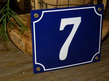 Emaille huisnummer 18x15 blauw/wit nr. 7