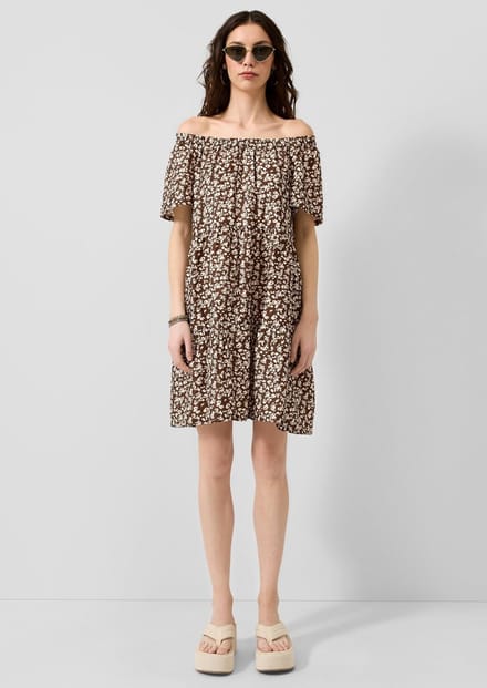 QS - female - Jurk van viscose-mix met carmenhalslijn