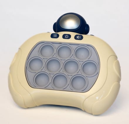DMG Supply Pop It Game - Astronaut Blauw - Pop It - Pop Or Flop - Fidget Toy - 4 Spelstanden met Licht en Geluid
