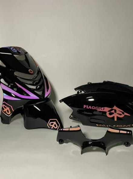 Piaggio Zip Stickerset - Crossed - Geel/paars cameleon