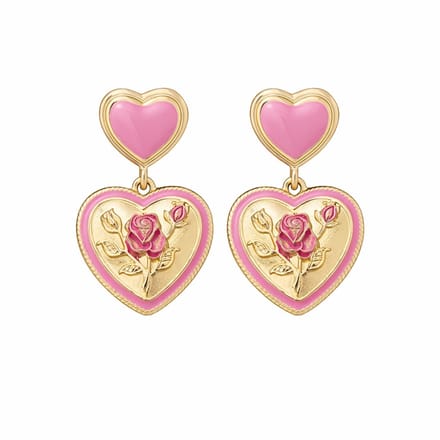 Goudkleurige oorbellen met hart in roze emaille en roos