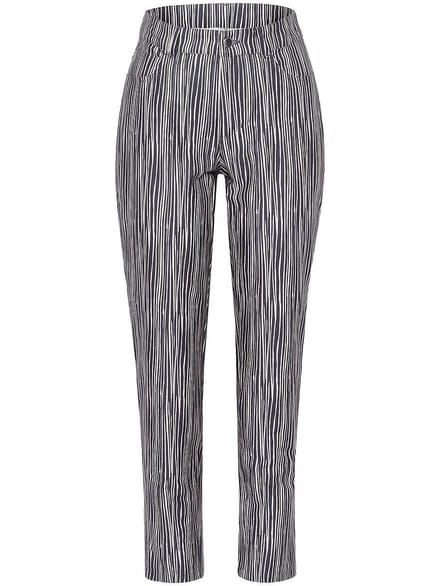 Slim fit-broek Van Emilia Lay zwart