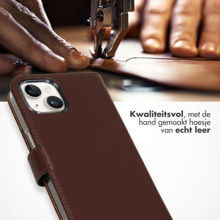 Selencia Hoesje - Geschikt voor Apple iPhone 15 - Echt Lederen Bookcase - Bruin