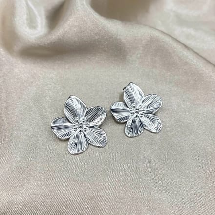 Statement oorbellen - Grote bloem - Zilver - Chique