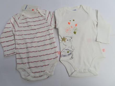 Noukie's - 2 pack - Rompertjes - Bodyset - Hartjes - 6 maand 68