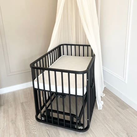 Zwart co-sleeper ledikant BabyRace - inclusief matras