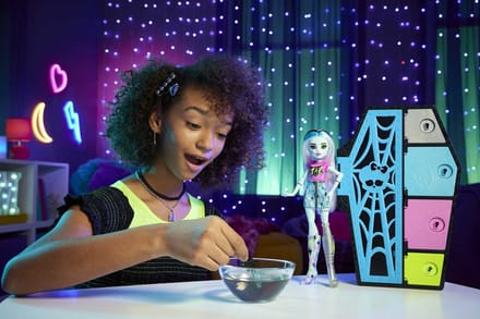 Mattel Monster High Skulltimate Secrets serie 1 - Frankie Stein Speelpoppen
