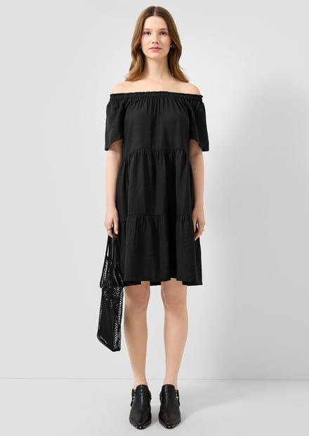 QS - female - Jurk van viscose-mix met carmenhalslijn