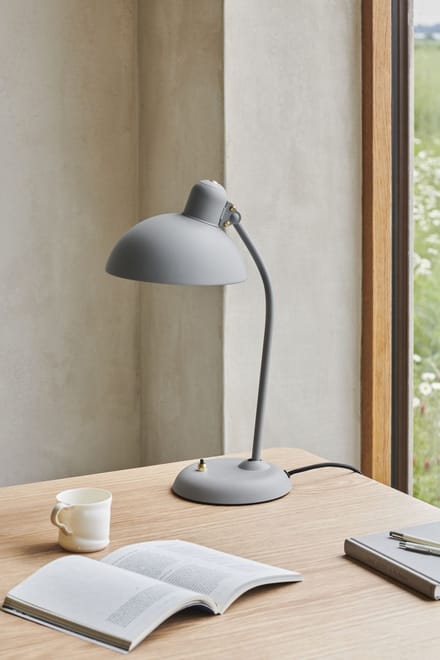 Fritz Hansen Kaiser Idell 6556-T - Tafellamp - easy grey