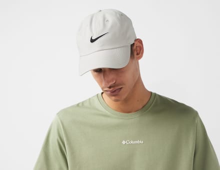 Nike Club Unstructured Swoosh Pet, wit