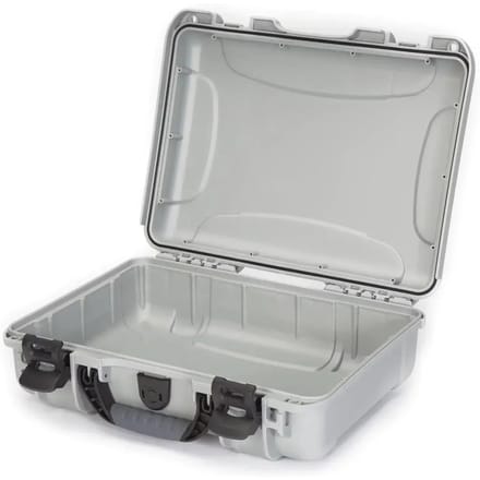 Nanuk 910 Case with Foam - Silver
