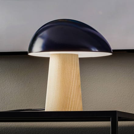 Fritz Hansen Night Owl Tafellamp Blauw met Essenhouten Lampvoet