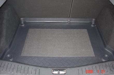 Kofferbakmat Ford Focus 2004-2008 (past op versie met mini-reservewiel) - Guardliner