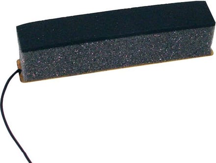 Boston HAJ-JB Height Adjuster – Voor J-Style Bass, Met Afscherming