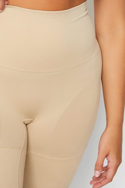 Yours Naadloos Corrigerend Short In Nudesize 42-44