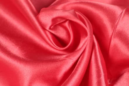 15 meter satijn stof - Koraalroze - 100% polyester