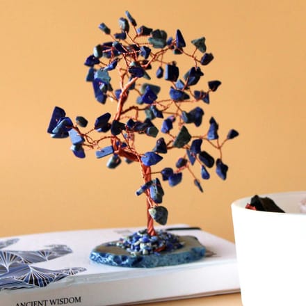 Grote edelsteenboom - sodaliet op blauwe agaat basis (100 stenen)