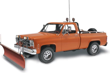 Revell Modelbouwpakket Militaire voertuigen - 17222 GMC Pickup w/ Snow Plow Plastic - 1:24 - Modelbouw