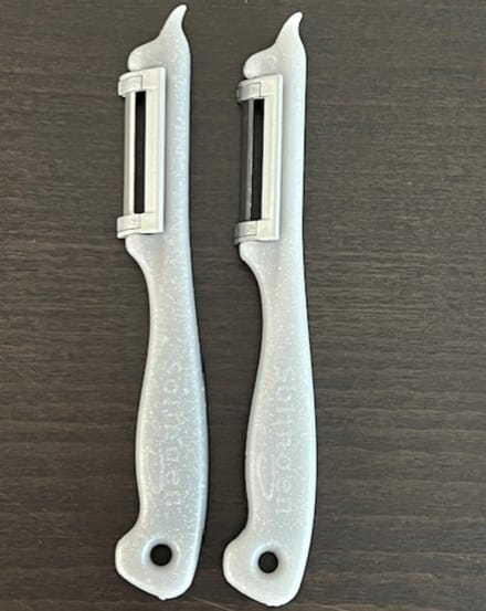 Solingen Dunschiller – Set van 2 – Aardappelschiller & Groenteschiller – RVS Mes – Ergonomisch – Licht Grijs– Vaatwasserbestendig