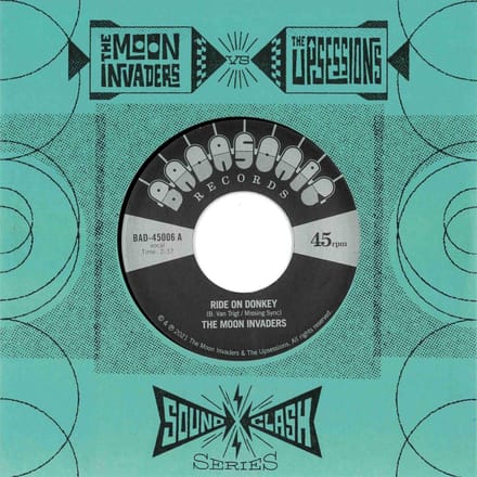Moon Invaders & The Upsessions - Soundclash Series (7" Single)