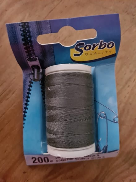 Sorbo 200m polyester garen modekleur 5
