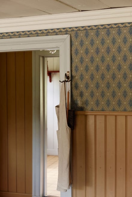 Duro Vliesbehang 543-04 - Gammalsvenska Papper - Klassiek Blauw - 53cm x 10.05m