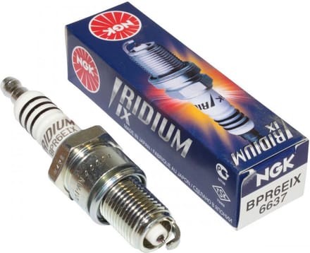 NGK-bougie voor Beta 200 Rev 3 vanaf 2008 BPR6EIX / 6637, nieuw