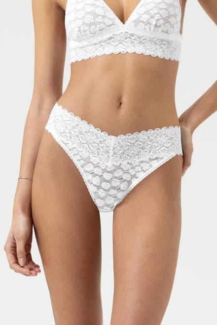 String Serie Savage Lace Wit