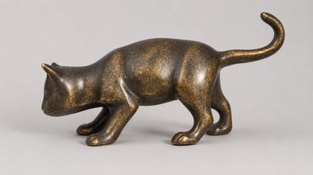 Tuinbeeld - bronzen beeld - Bruine kat / poes - Bronzartes - 13 cm hoog
