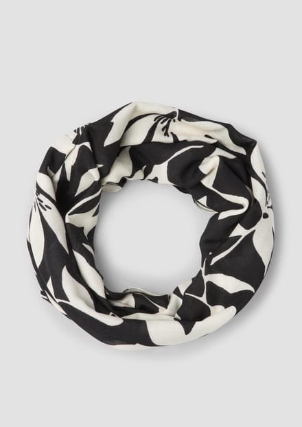 s.Oliver Snood