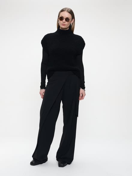 Coarse Boucle vest | Black - Black / M