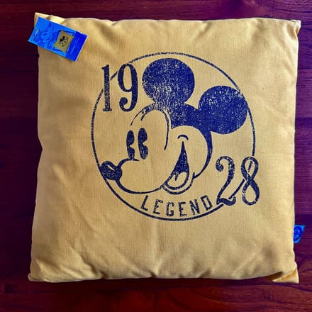 Disney, Cushion Legend | 8718973997037